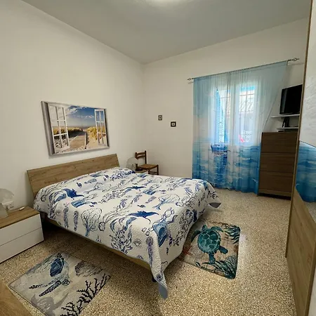 Pantaleo Apartament *